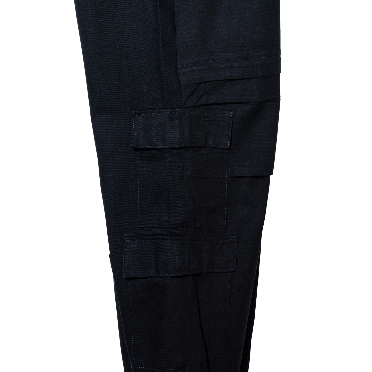 BLACKOUT CARGO DENIM